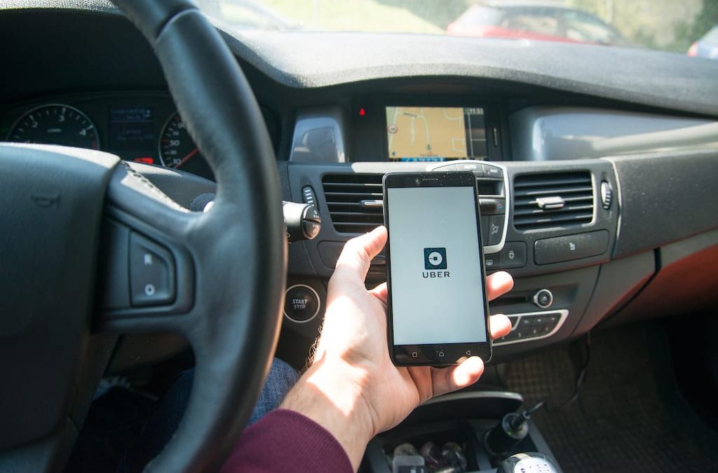 découvrez notre service d'assurance dédié aux chauffeurs vtc, incluant les conducteurs uber. protégez votre activité avec des couvertures adaptées à vos besoins, garantissant sécurité et tranquillité d'esprit sur la route.